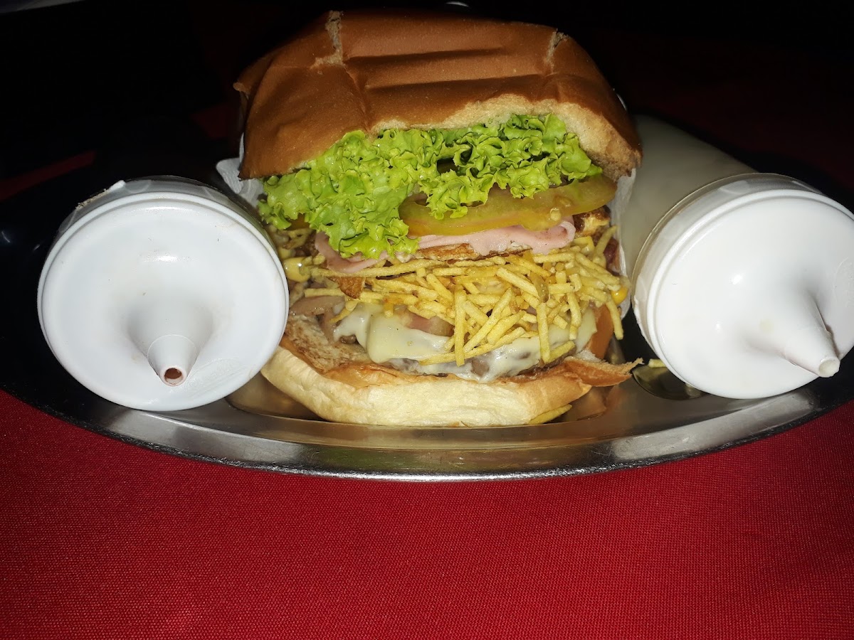 Kiku's Lanches E Restaurante-7